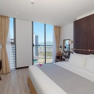 4* Отель Majestic Premium