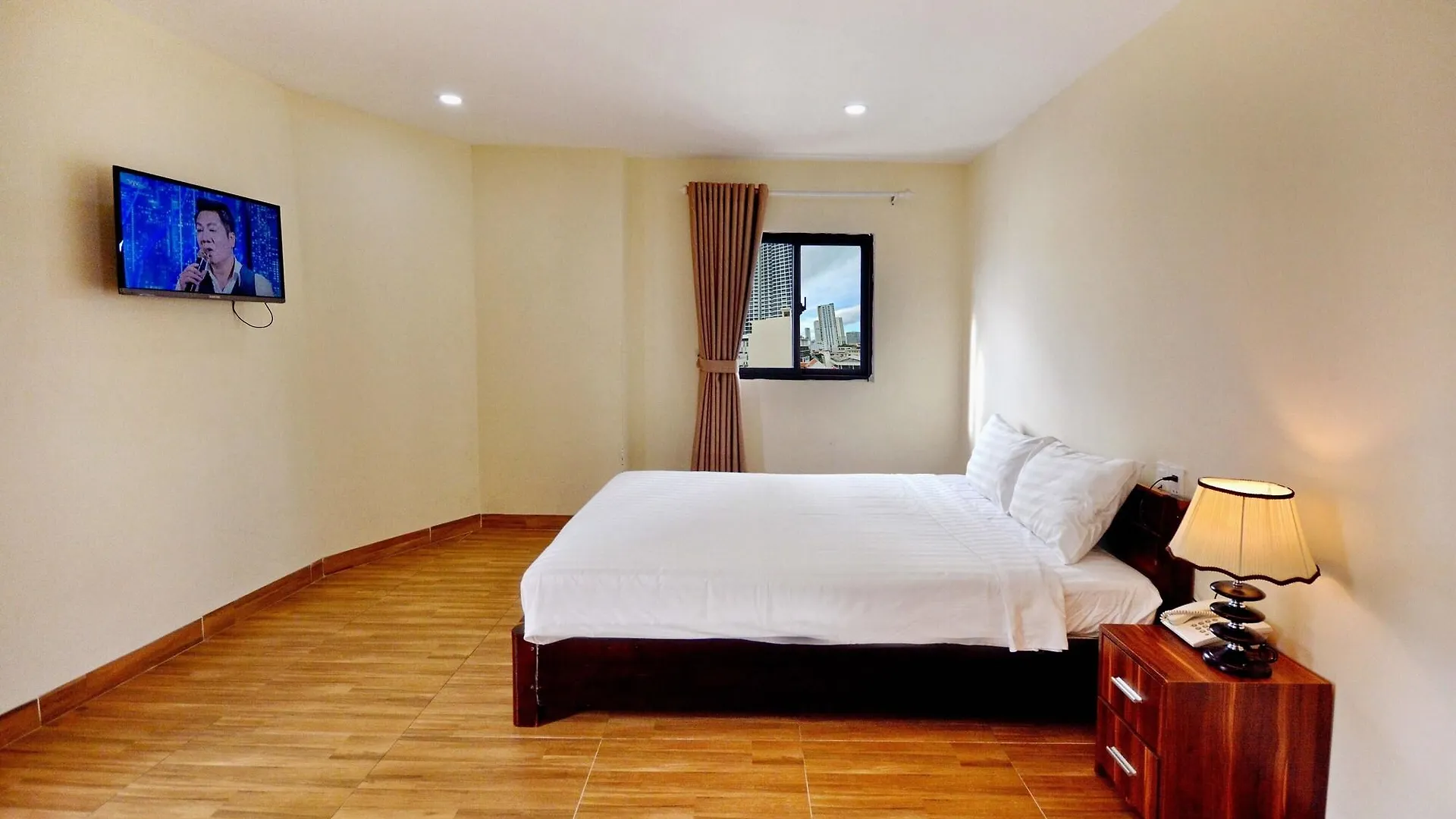 Harvey Hotel & Apartments Нячанг