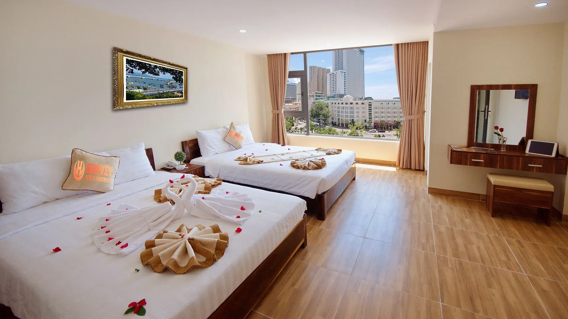 Harvey Hotel & Apartments Нячанг